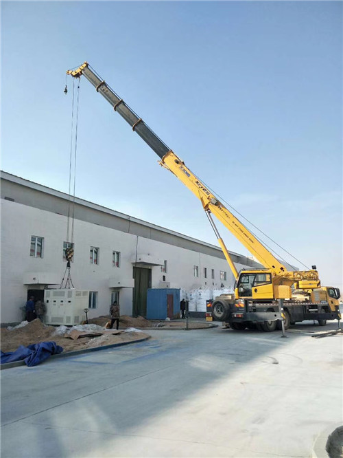 海陵区“超载就喊停”—— 吊车的 “重量保镖” 技术