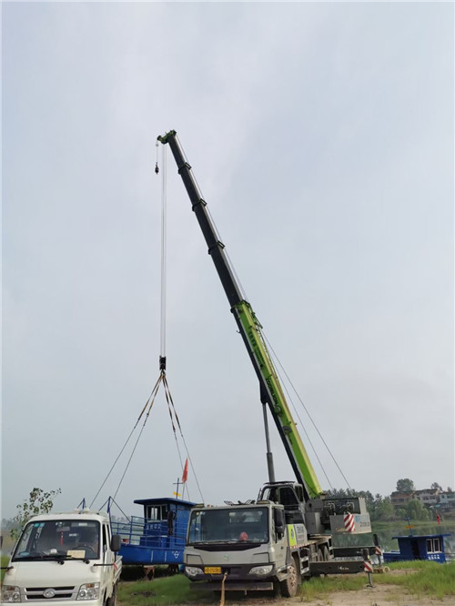 海陵区桥梁建设吊装案例